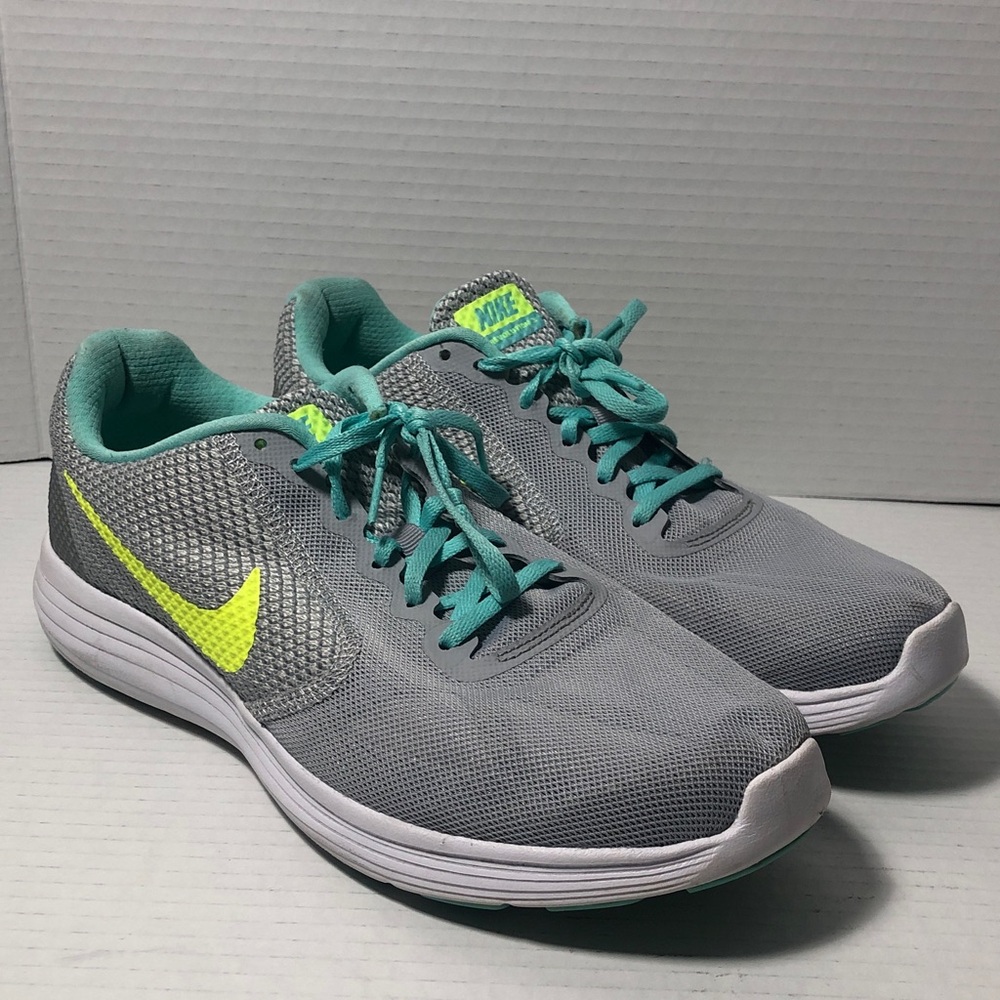Nike Revolution 3 Active Workout Running Athletic Sneakers Women’s Size 11